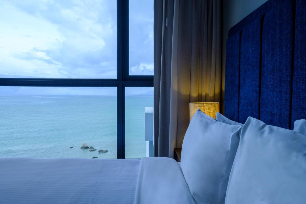Tanjung Point Residences Tanjung Bungah  Exterior photo